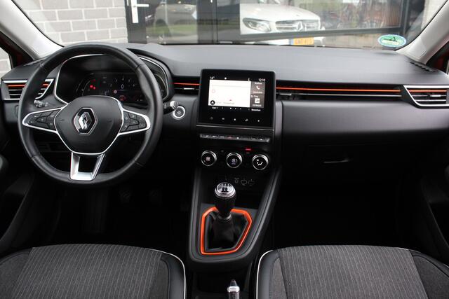 Renault CLIO 1.0 TCe Initiale Paris / Carplay / Camera / Keyless