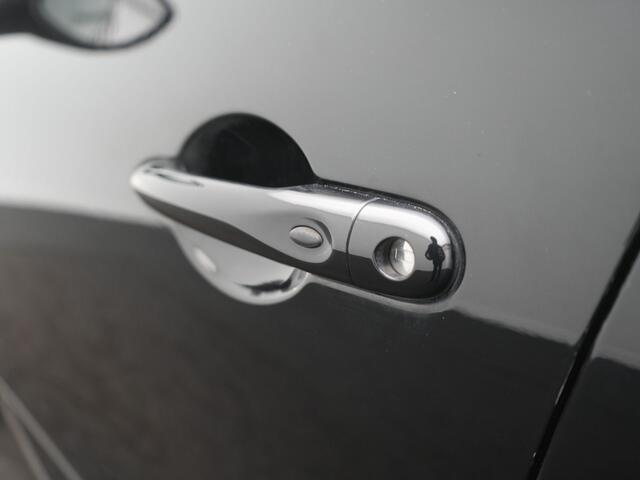 Renault CLIO Estate TCe 90 Limited - RIJKLAARPRIJS - Airco - Cruise Control - Lichtmetalen Velgen