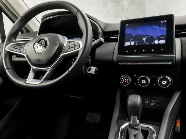 Renault CLIO 1.6 E-Tech Hybrid 140 Sport 141Pk Automaat (APPLE CARPLAY, DIGITAL COCKPIT, GROOT NAVI, CAMERA, GETINT GLAS, SPORTSTOELEN, LED KOPLAMPEN, CRUISE, LANE ASSIST, NIEUWE APK, NIEUWSTAAT)