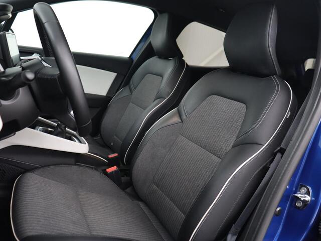 Renault CLIO 1.0 TCe 90 Techno | Carplay | Sfeerverlichting | Navigatie | Cruise Control | Camera | DAB | LMV 16 |