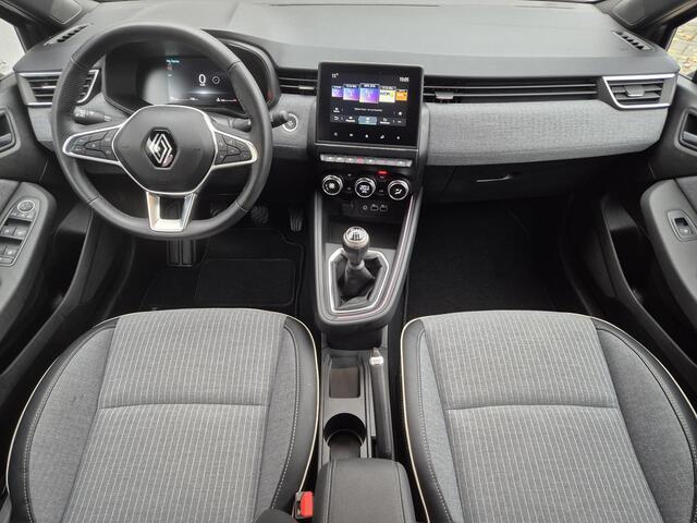 Renault CLIO 1.0 TCe 90 Techno Handgeschakeld / Pack winter / Allseason banden / Navigatie via Apple Carplay of Android Auto / Achteruitrijcamera / Stuur-, en Stoelverwarming / Keyless Entry/Start / Cruise control / Draadloze telefoon lader /