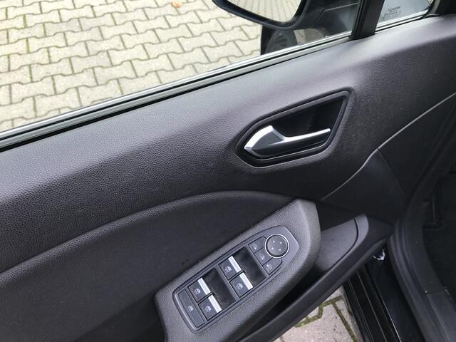 Renault CLIO 1.0 TCe Intens