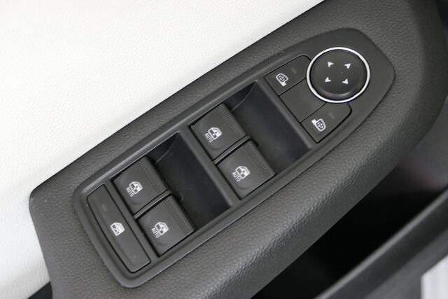 Renault CLIO 1.0 TCe 90 Techno *Vraag naar beschikbaarheid!* - Allseasons, Camera, 9.3 Inch beeld, Sensoren V+A