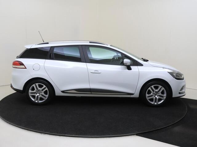 Renault CLIO Estate 0.9 TCe 90 PK Zen Airco | Navigatie | Trekhaak | Bluetooth | Apple Carplay | Android Auto