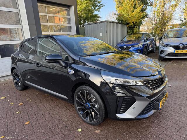 Renault CLIO 1.6 E-Tech Full Hybrid 145 esprit Alpine 10.702KM!