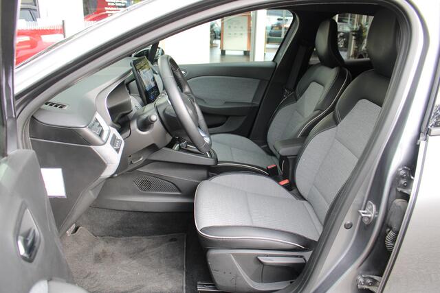 Renault CLIO 1.6 E-Tech Full Hybrid 145 techno Automaat | Navigatiesysteem | 360 Camera | Parkeersensoren | Cruise Control