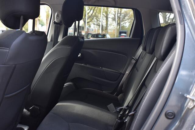 Renault CLIO Estate 0.9 TCe Limited | Dealer onderhouden | Navigatie | Carplay | Keyless | 12 mnd BOVAG garantie | Whatsapp 06-53188999