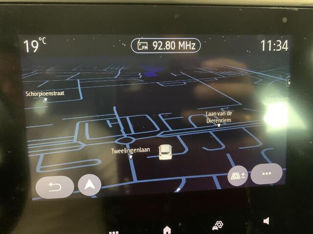 Renault CLIO 1.0 TCe Intens | NAVIGATIE | PARKEERSENSOREN ACHTER | CLIMATE CONTROL | LANE ASSIST