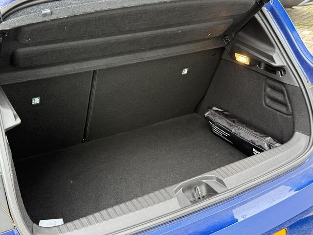 Renault CLIO 1.6 E-Tech Full Hybrid 145 esprit Alpine | Automaat | 360° Camera | Navigatie | Dealer Onderhouden