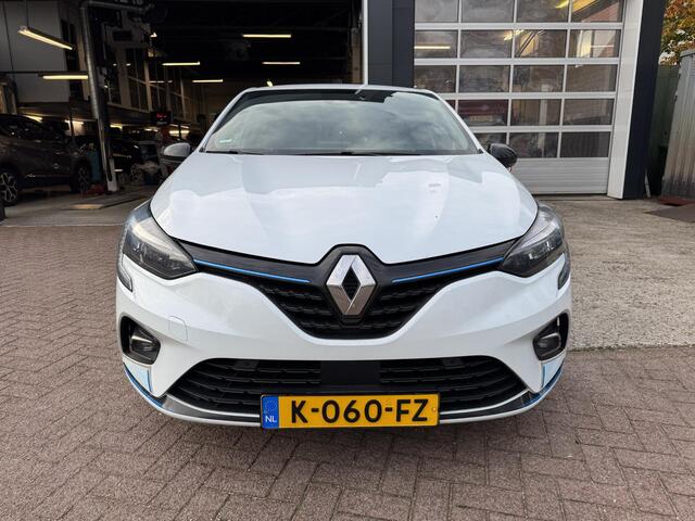 Renault CLIO 1.6 E-Tech Hybrid 140 Serie Limitee E-TECH