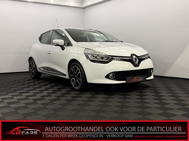 Renault CLIO 1.2 TCe Intens Camera, Navi, Keyless start, Airco, Cruise control, A start stop, Lichtmetalen velgen