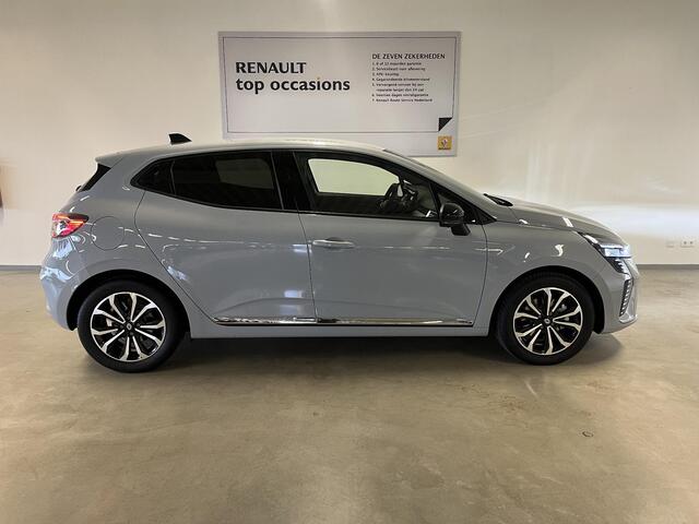 Renault CLIO 1.6 E-Tech Full Hybrid 145 techno