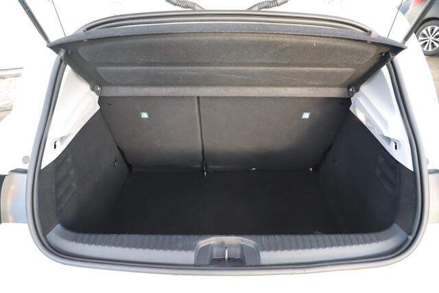 Renault CLIO 1.0 TCe Bi-Fuel Zen 101PK Navigatie Carplay Android Airco Cruise Control Parkeersensor Rijstrooksensor