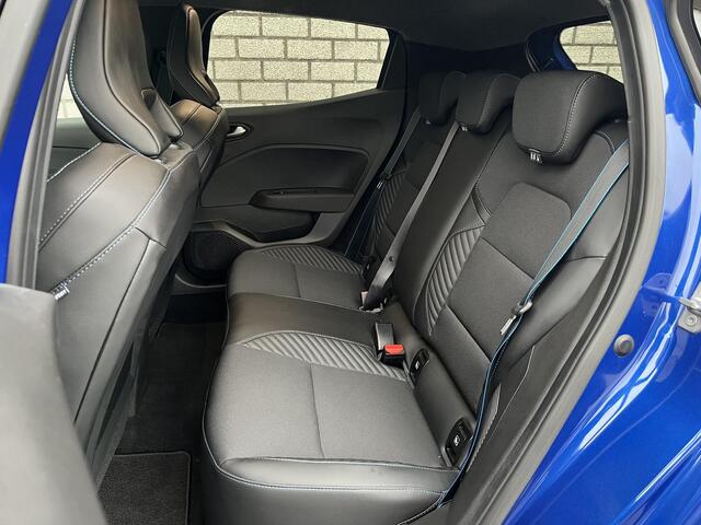 Renault CLIO 1.6 E-Tech Full Hybrid 145 Esprit Alpine | Stoel + Stuurverwarming | 360° Camera | BOSE-Audiosysteem | Apple CarPlay / Android Auto |