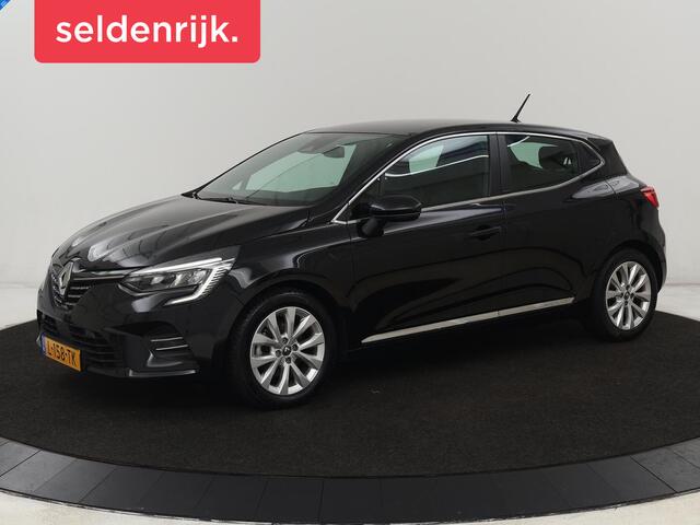 Renault CLIO 1.6 E-Tech Hybrid 140 Intens | Stoelverwarming | Camera | Carplay | Stuurverwarming | Half leder | Full LED | Navigatie | Climate control | Cruise control | Parkeerhulp