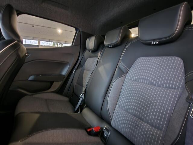 Renault CLIO 1.0 TCe 90 GPF techno | GROOT 9,3" NAVIGATIE SCHERM | NAVIGATIE | ACHTERUITRIJCAMERA | PARKEERSENSOREN ACHTER