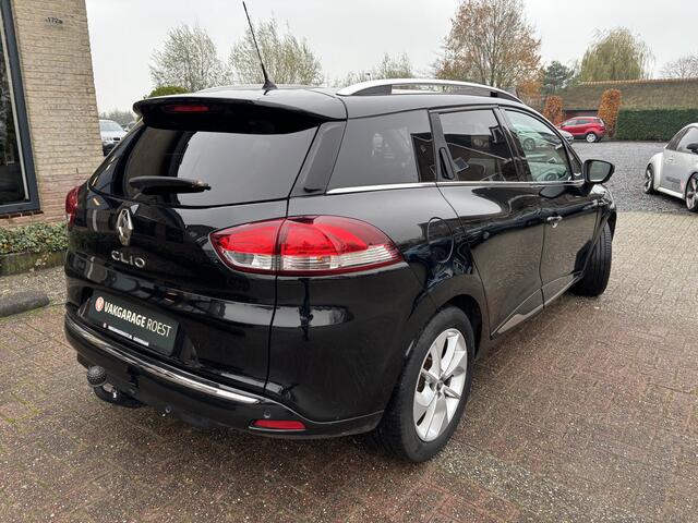 Renault CLIO Estate 0.9 TCe Limited Trekhaak / Navigatie / Parkeersensors
