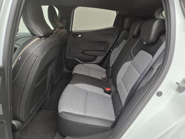 Renault CLIO 1.0 TCe 90 GPF techno / Fabrieksgarantie tot 04-2027 / Dealer onderhouden / Pack winter / Achteruitrijcamera / Stuur-en Stoelverwarming / Apple Carplay Android Auto / Navigatie /