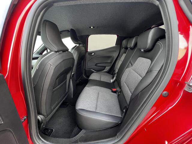 Renault CLIO 1.0 TCe 90 Techno / Navigatie / Stuur- en stoelverwarming / Apple Carplay Android / 16" LM wielen + All Season banden /