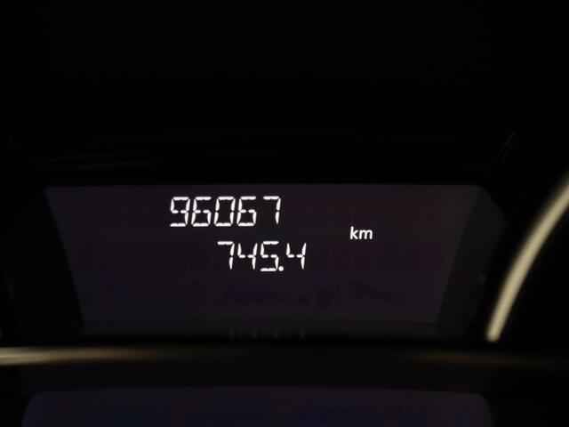 Renault CLIO Estate 90pk TCe Intens Camera | Cruise | Navi | Parkeersens. v+a