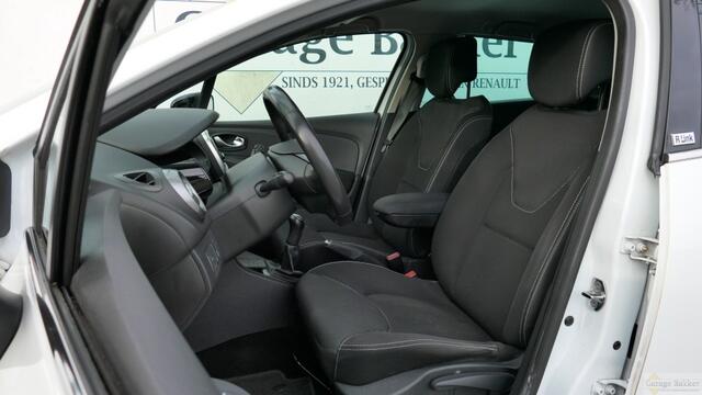 Renault CLIO Estate TCe 90 NightenDay