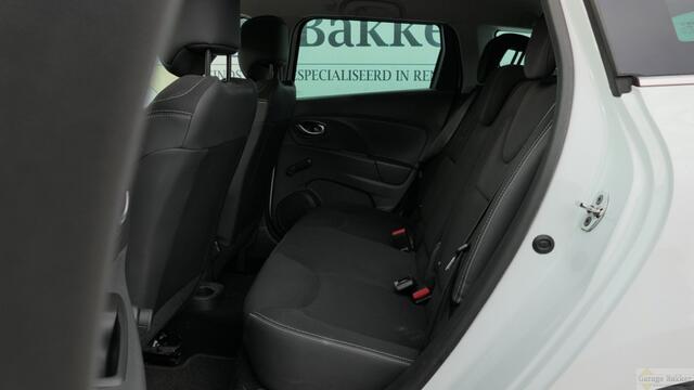 Renault CLIO Estate TCe 90 NightenDay