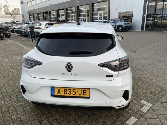 Renault CLIO 1.6 E-Tech Full Hybrid 145 techno / AUTOMAAT / CAMERA / PARKEERSENSOREN / LICHTMETALEN VELGEN / CLIMATE CONTROL