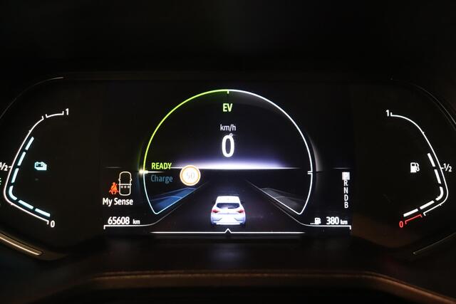 Renault CLIO 1.6 E-Tech Hybrid 145 Intens | 360° Camera | Navigatie 9,3"| Climate control | Dode hoek detectie | AppleCarplay AndroidAuto |