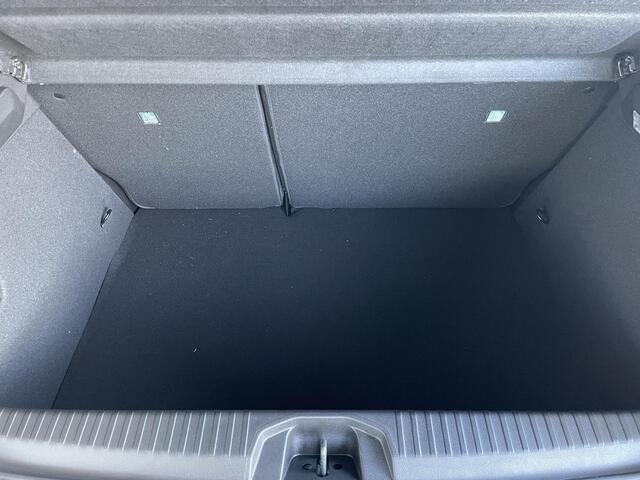 Renault CLIO 1.6 E-Tech Full Hybrid 145 esprit Alpine / VOORRAAD ACTIE NIEUW! / 3000,- KORTING / 5 JAAR GARANTIE / OP=OP /