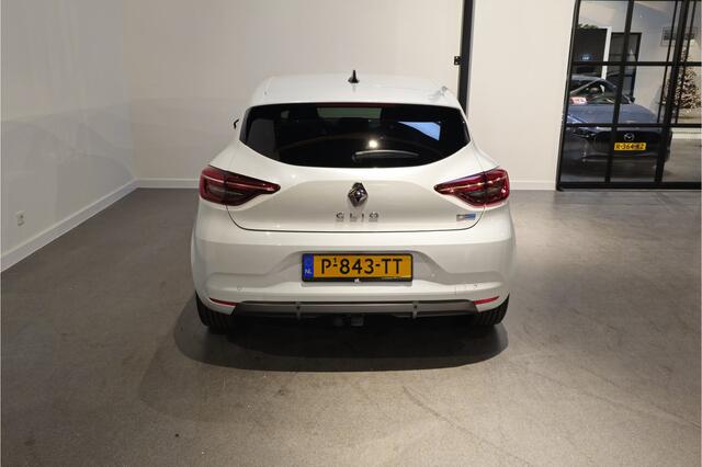 Renault CLIO 1.6 E-Tech Hybrid 140 R.S. Line - Stoelverwarming - Apple Carplay/Android Auto - Trekhaak - Parelmoer - Dodehoekdetectie - Leder - Virtual Cockpit