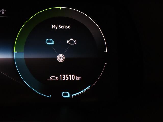 Renault CLIO 145pk E-Tech Full Hybrid esprit Alpine Automaat BOSE | Camera | Adapt. Cruise | Parkeersens. v+a | Stoel-/stuurverw.