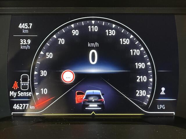 Renault CLIO 1.0 TCe Bi-Fuel Intens LPG | PARKEERSENSOREN ACHTER | CLIMATE CONTROL | TELEFOONVOORBEREIDING