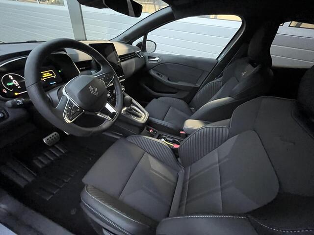 Renault CLIO 1.6 E-Tech Full Hybrid 145 esprit Alpine