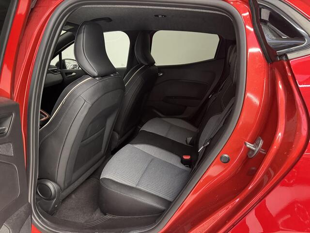 Renault CLIO 1.6 E-Tech Full Hybrid 145 techno | All-Season banden | 360º Camera | Navigatie | Climate Control |