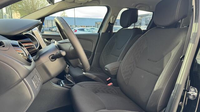 Renault CLIO Estate 0.9 TCe Limited