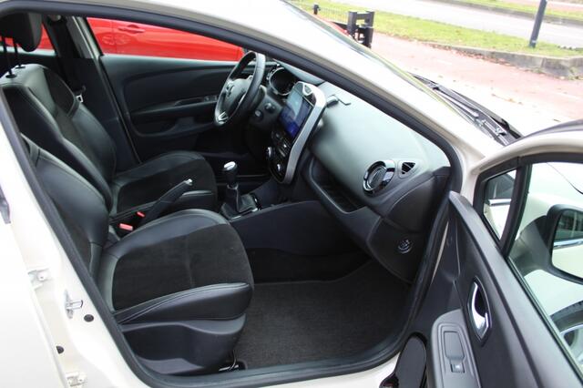 Renault CLIO Estate 0.9 TCe Intens