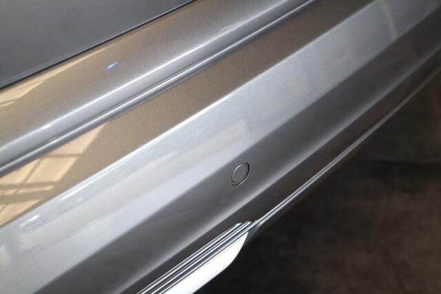 Renault ESPACE E-Tech full hybrid 200 iconic 7p. Head-up Panoramadak full-leder Harman/kardon Trekhaak Dash Cam