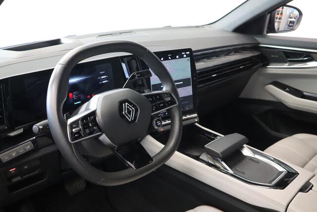 Renault ESPACE E-Tech full hybrid 200 iconic 7p. Head-up Panoramadak full-leder Harman/kardon Trekhaak Dash Cam