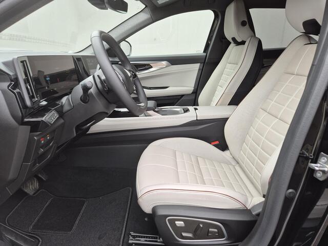 Renault ESPACE E-Tech full hybrid 200 iconic 7p. Automaat / 7 Persoons / HUD / Apple Carplay Android Auto / Pack Advanced Drive Assist / Stuur-, Stoel en Voorruitverwarming / Rondomzicht camera / Stoel met massage functie /