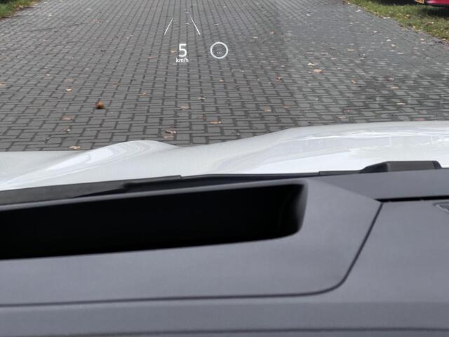 Renault ESPACE E-Tech full hybrid 200 esprit Alpine 7p. / Fabrieksgarantie tot 02-2027 / Dealer onderhouden / 7 persoons / 1.500 kg trekgewicht / Elektrische stoelen met massage functie / Elektrische klep / HUD / Camera 360° / Navi / Apple Carplay Android / 20" LM wiel