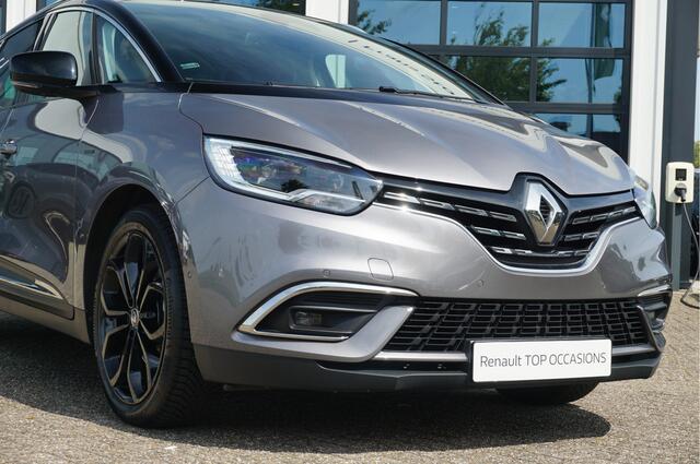 Renault GRAND SCENIC 1.3 TCe 140 EDC Intens 7P Black Edition