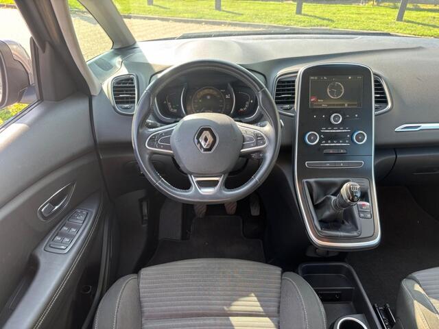 Renault GRAND SCENIC 1.2 Benzine 7-Persoons 2017 137.000KM