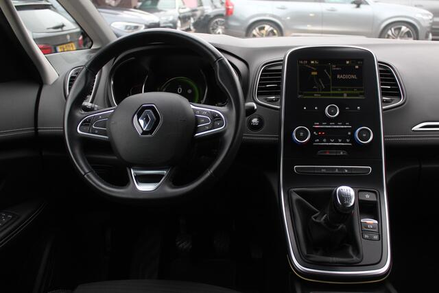 Renault GRAND SCENIC 1.2 TCe Intens / Trekhaak / Camera / Navigatie / 20'' / Half leder / Keyless / Dodehoek / Cruise Control