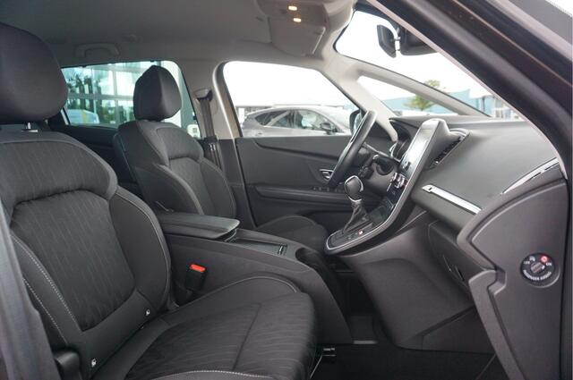 Renault GRAND SCENIC 1.3 TCE 140 EDC Limited