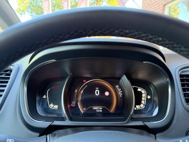 Renault GRAND SCENIC 1.3 TCe Limited TREKHAAK / RIJKLAAR / NAVI / CLIMA / LMV / CRUIS