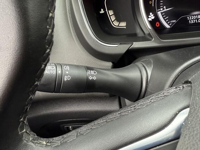 Renault GRAND SCENIC BWJ 2020 1.3 TCe 141 PK Intens AUTOMAAT | TREKHAAK | ADAPTIVE CRUISE | NAVI | CLIMA | PDC | LMV 20" | KEYLESS | LICHT & REGEN SENSOR