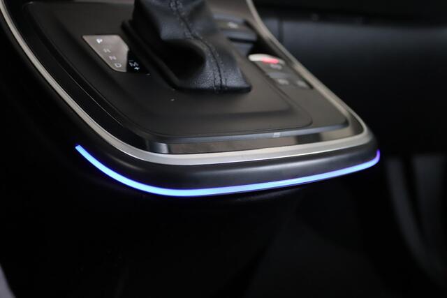 Renault GRAND SCENIC 1.3 TCe Bose Trekhaak, Leder, Head Up, Navigatie,