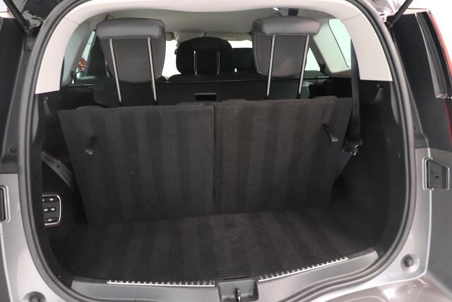 Renault GRAND SCENIC 1.3 TCe Initiale Paris 7p. | Camera | Lederen bekleding | Stoelverwarming | Head up display | Trekhaak | LED koplampen |