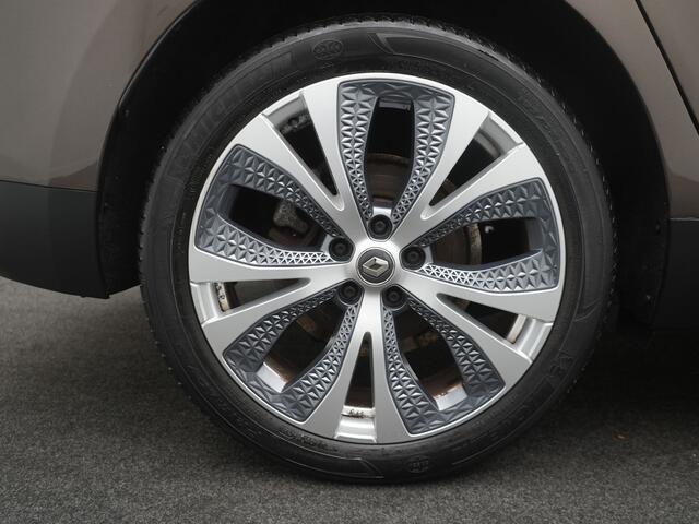 Renault GRAND SCENIC TCe 140 Intens - RIJKLAARPRIJS - 5-persoons - Achteruitrijcamera - Trekhaak