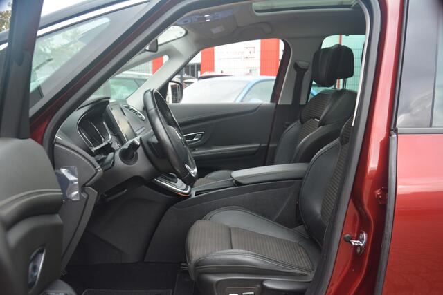 Renault GRAND SCENIC 1.6 dCi Bose | Navigatie | Camera | Panoramadak | Cruise-control | Massage stoel | Leer | NL auto!! |